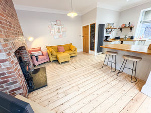 Photo 15- click for photo gallery